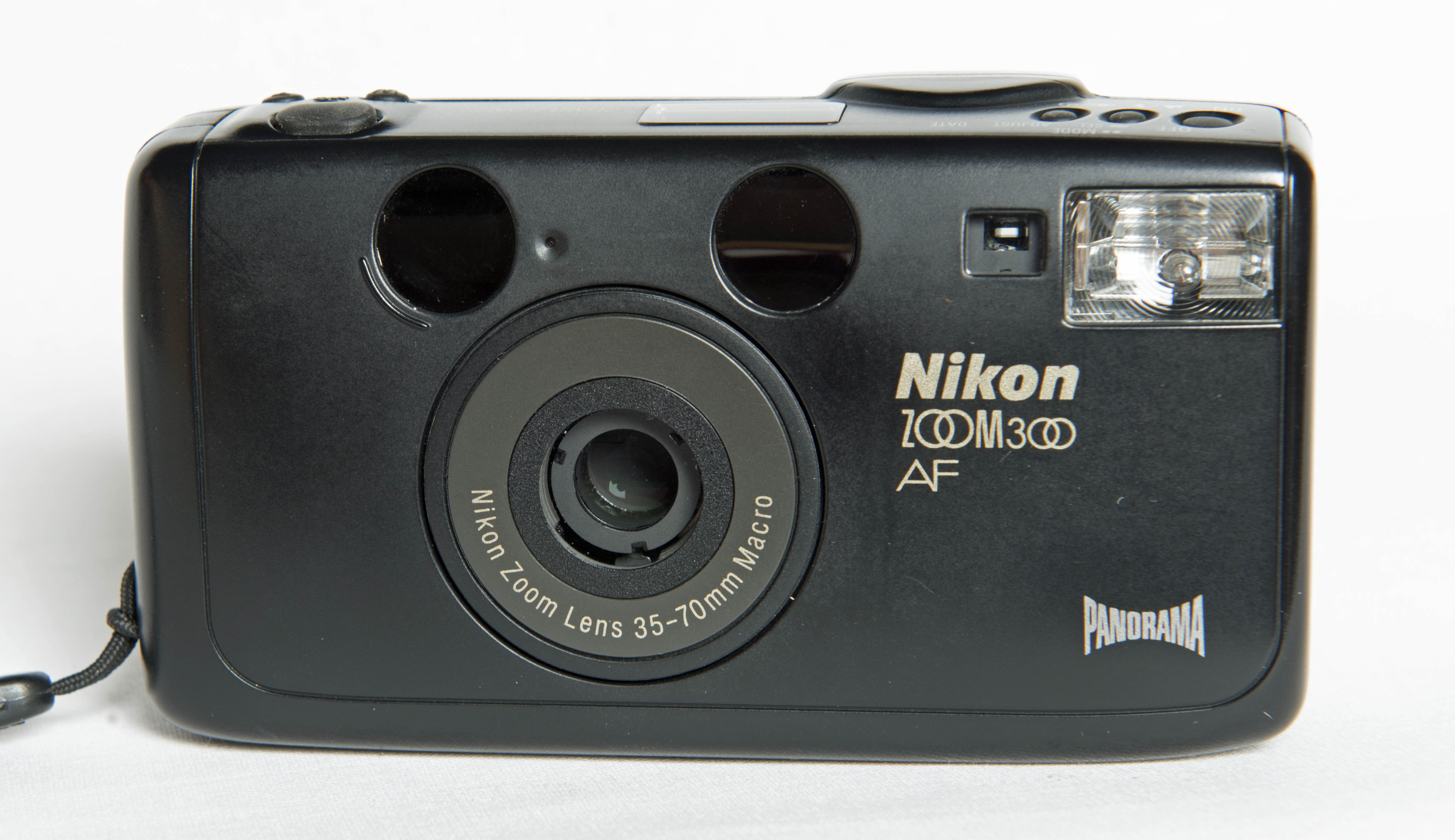 nikon af zoom
