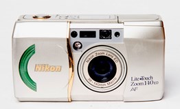 Nikon Lite Touch 140 ED AF