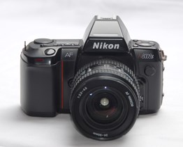 Nikon F-801 S
