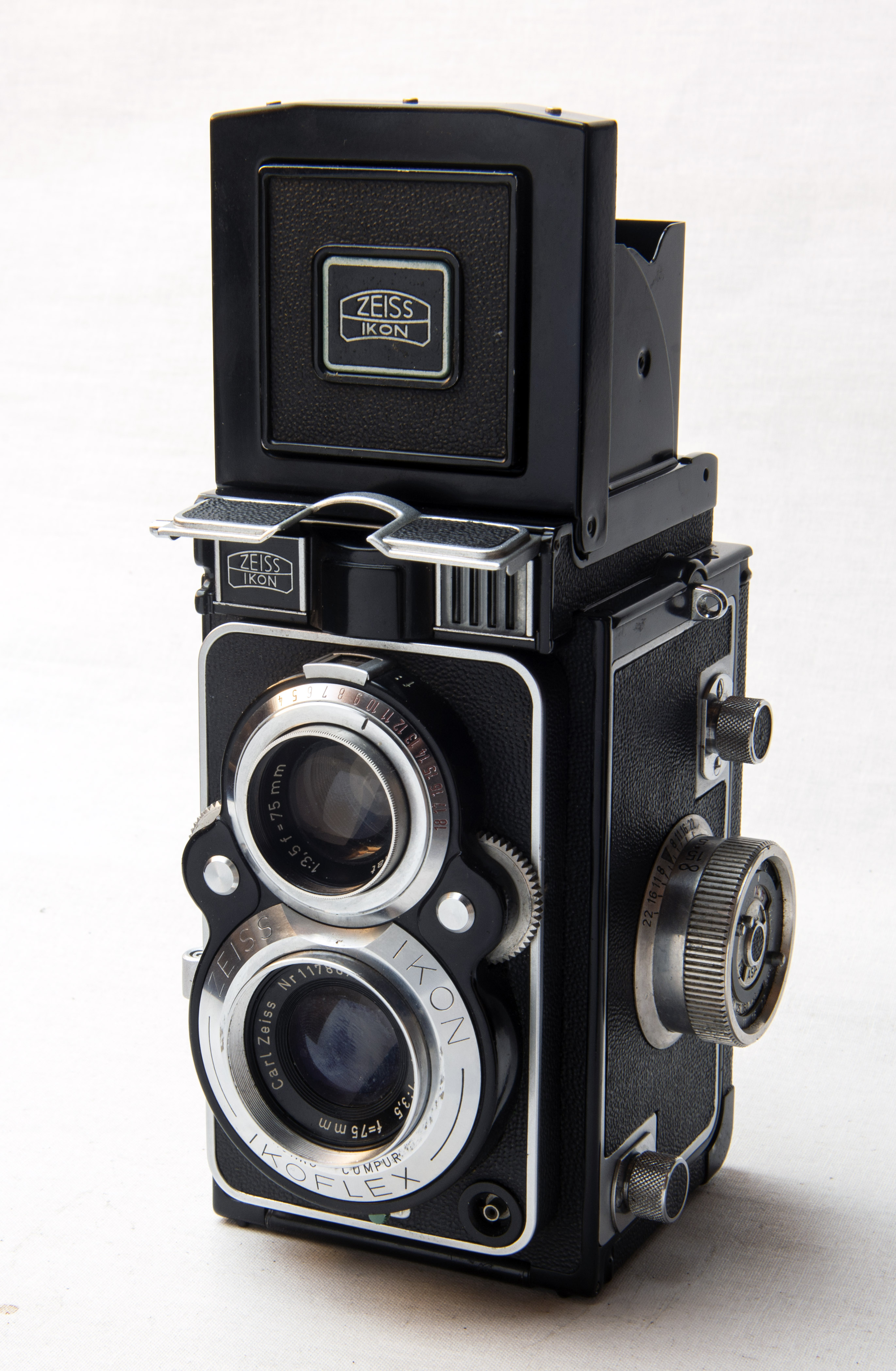 ZEISS IKON IKOFLEX FAVORIT 887/16