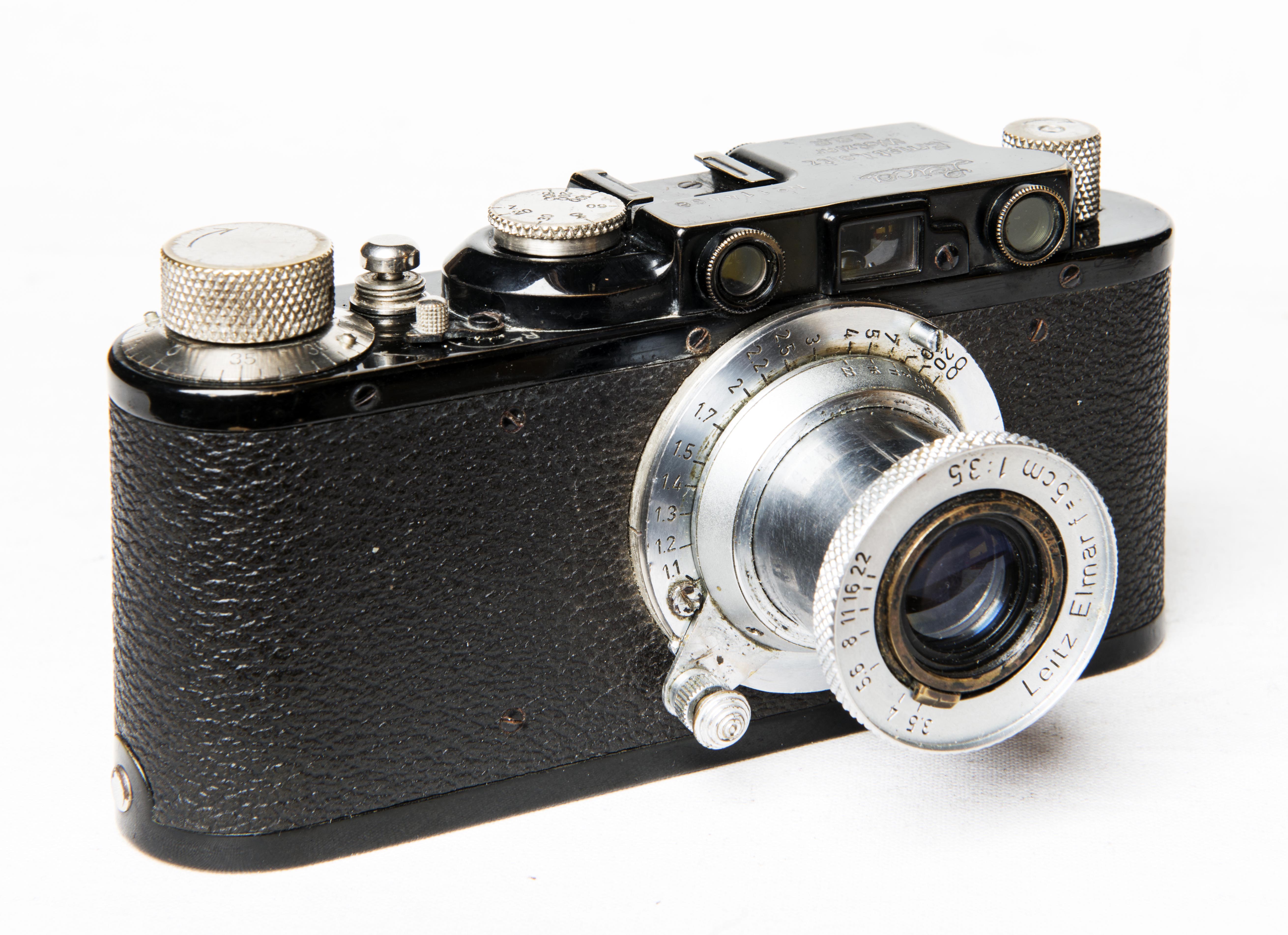 LEITZ LEICA II