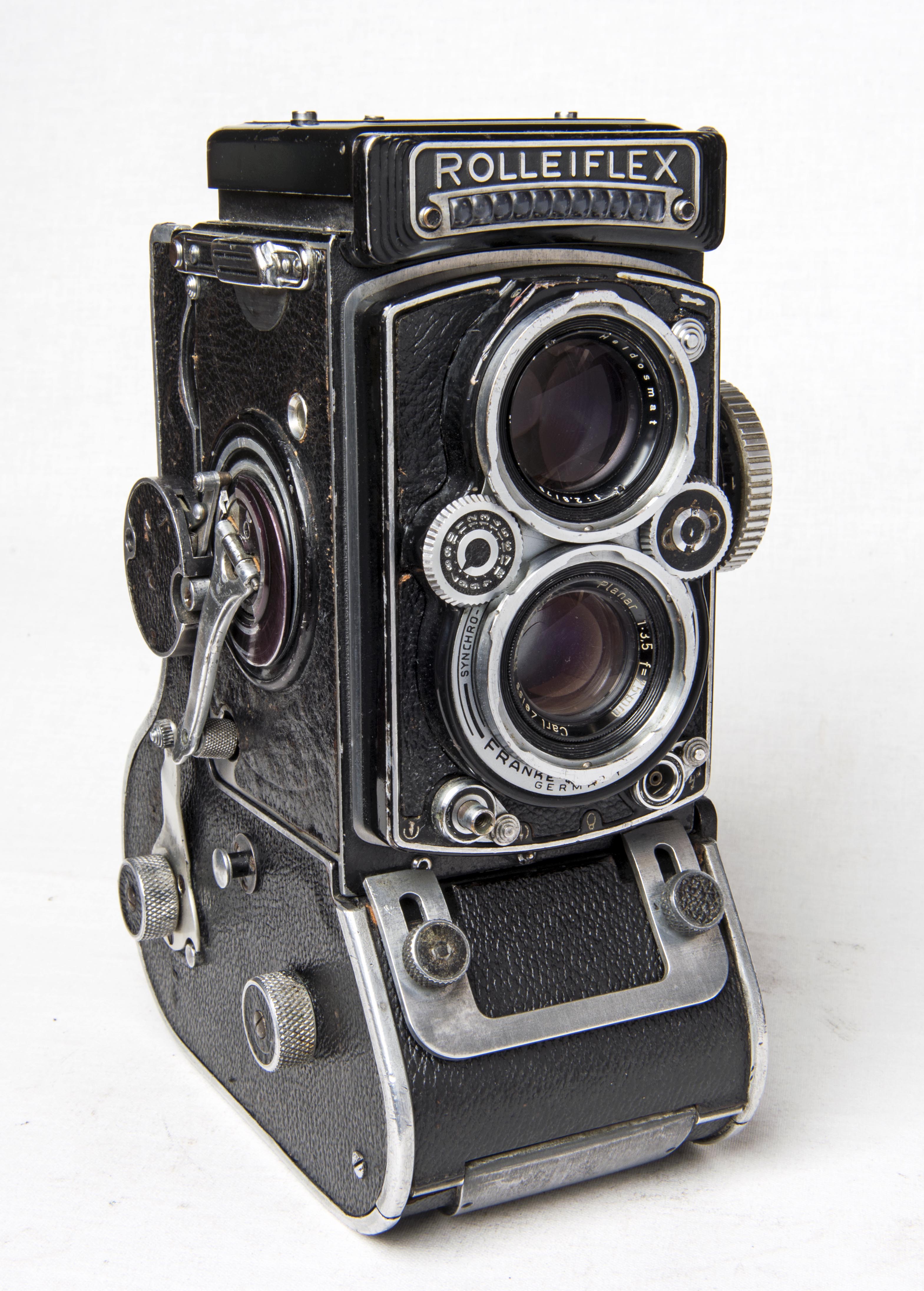 Rolleiflex 3.5E (type 1) + Mag 150