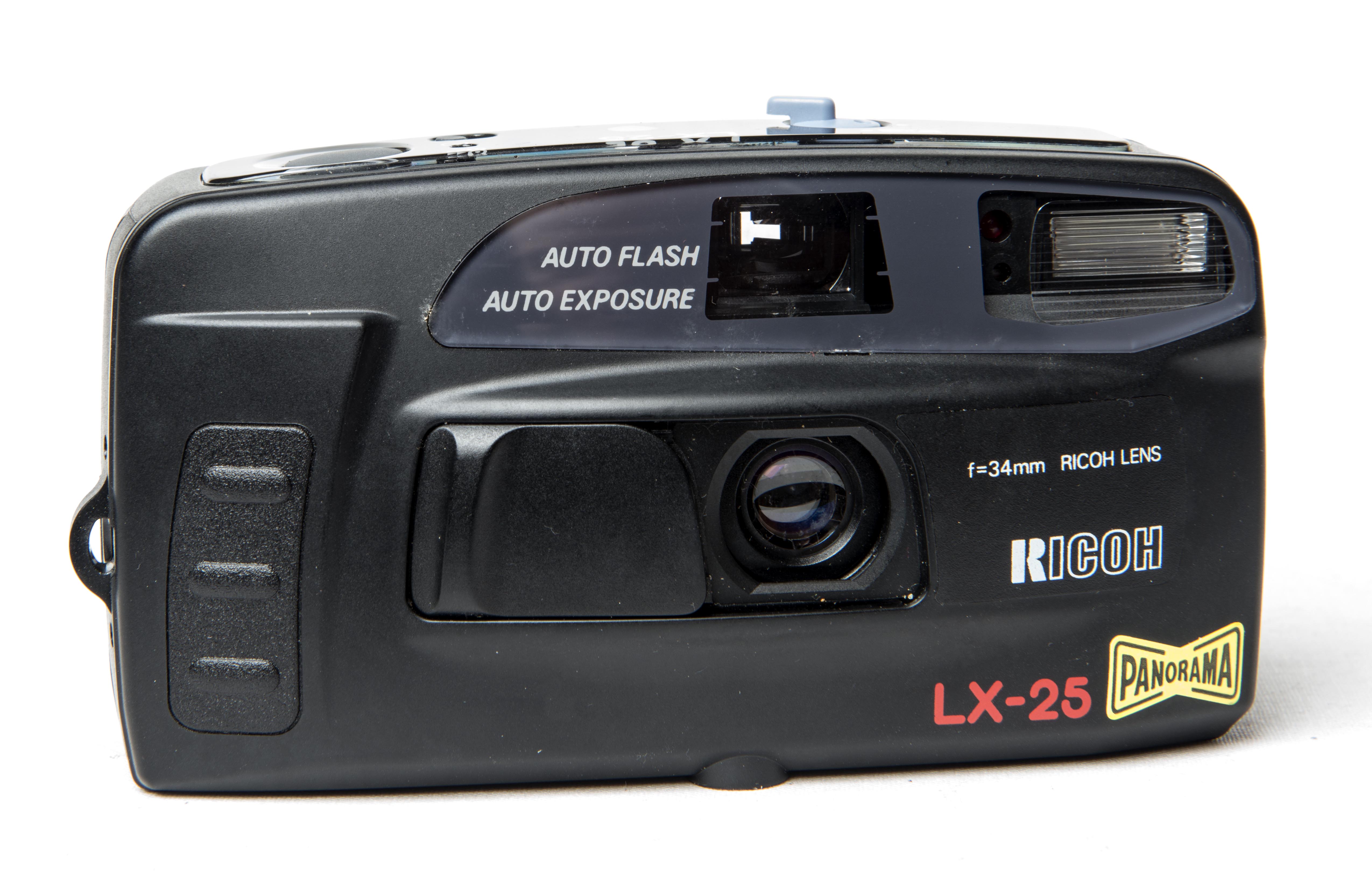 RICOH LX-25