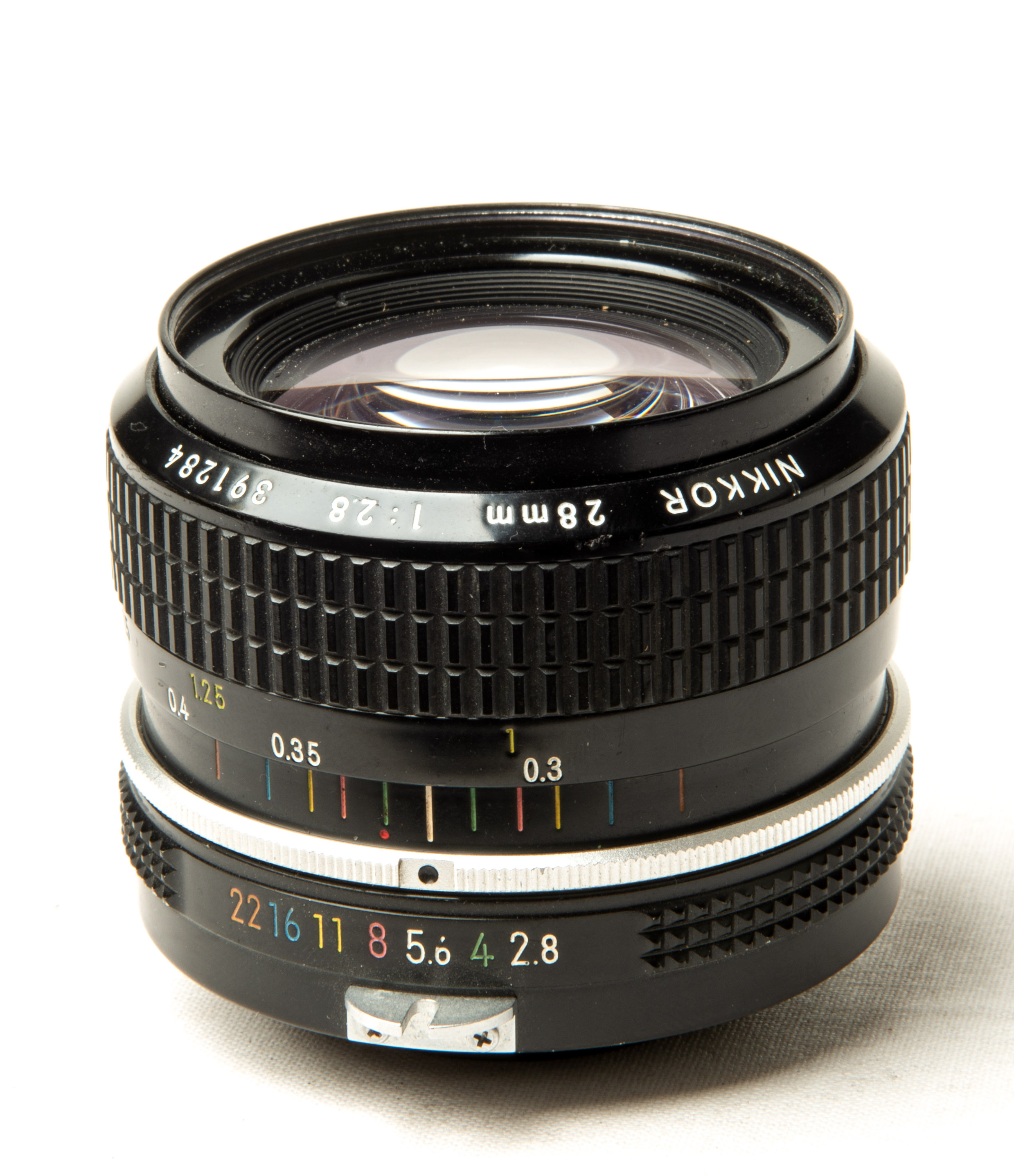 Nikkor 28 mm - 2.8  Non AI