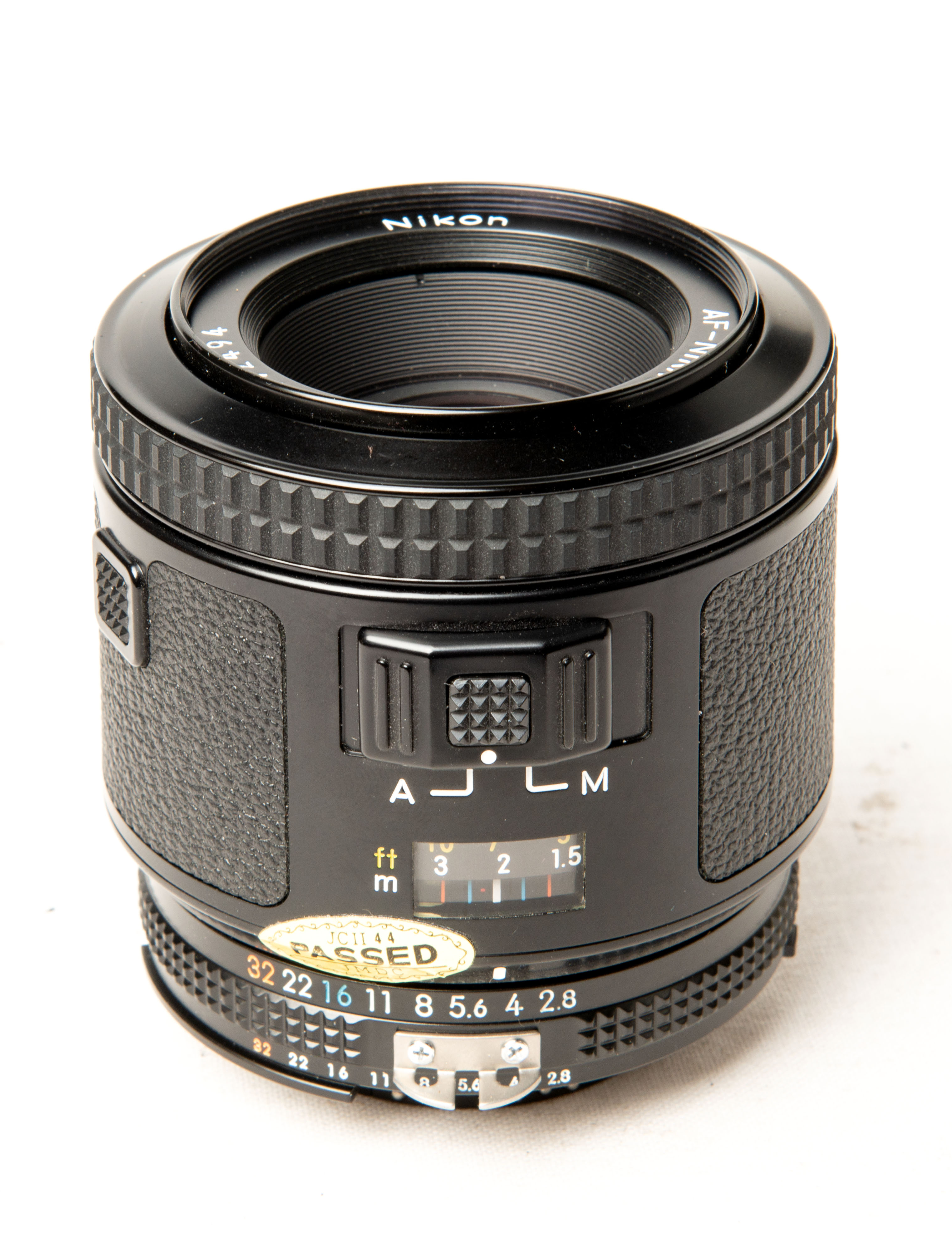 AF Nikkor 80 mm  2.8  F3AF.