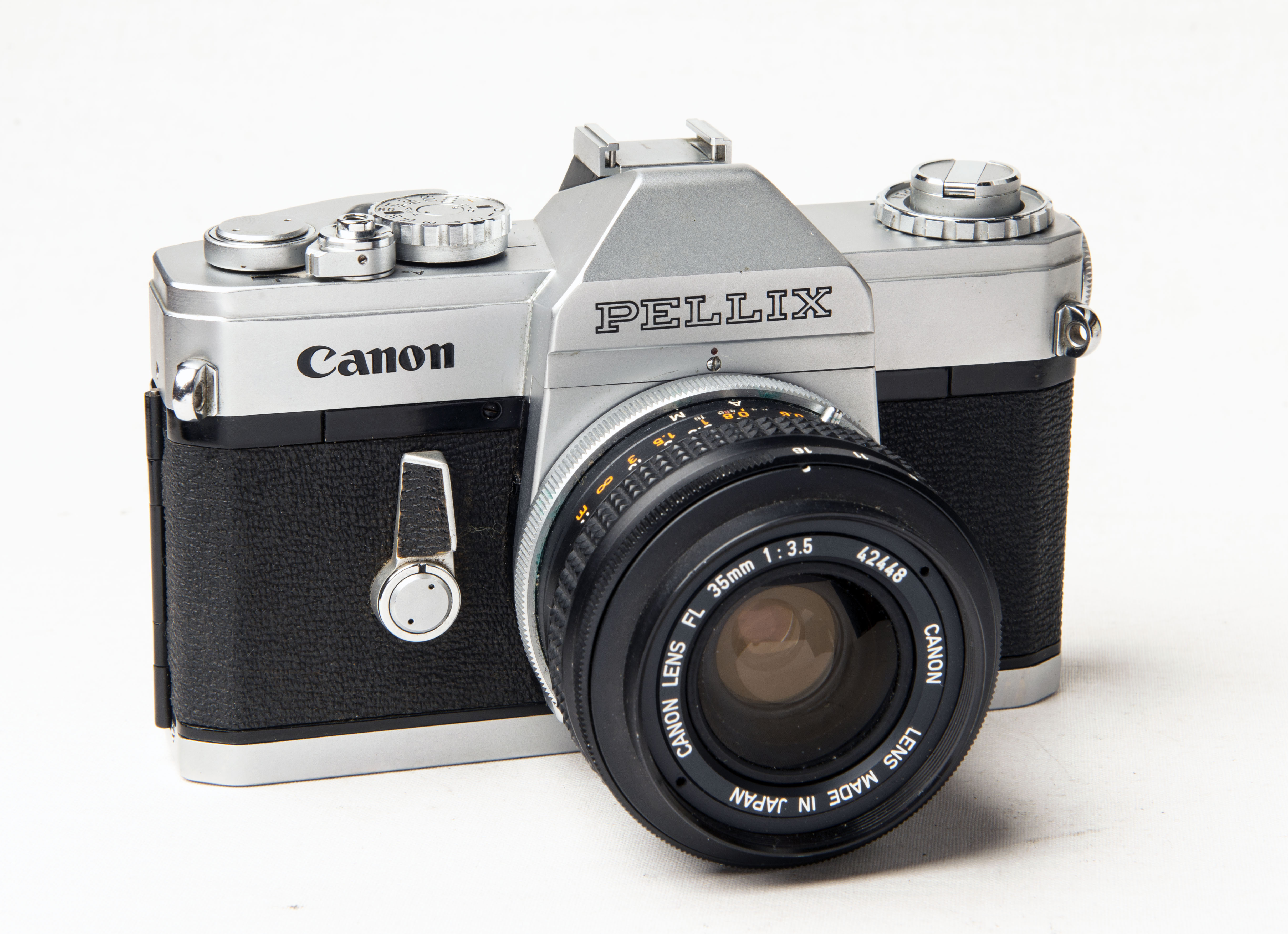 CANON PELLIX