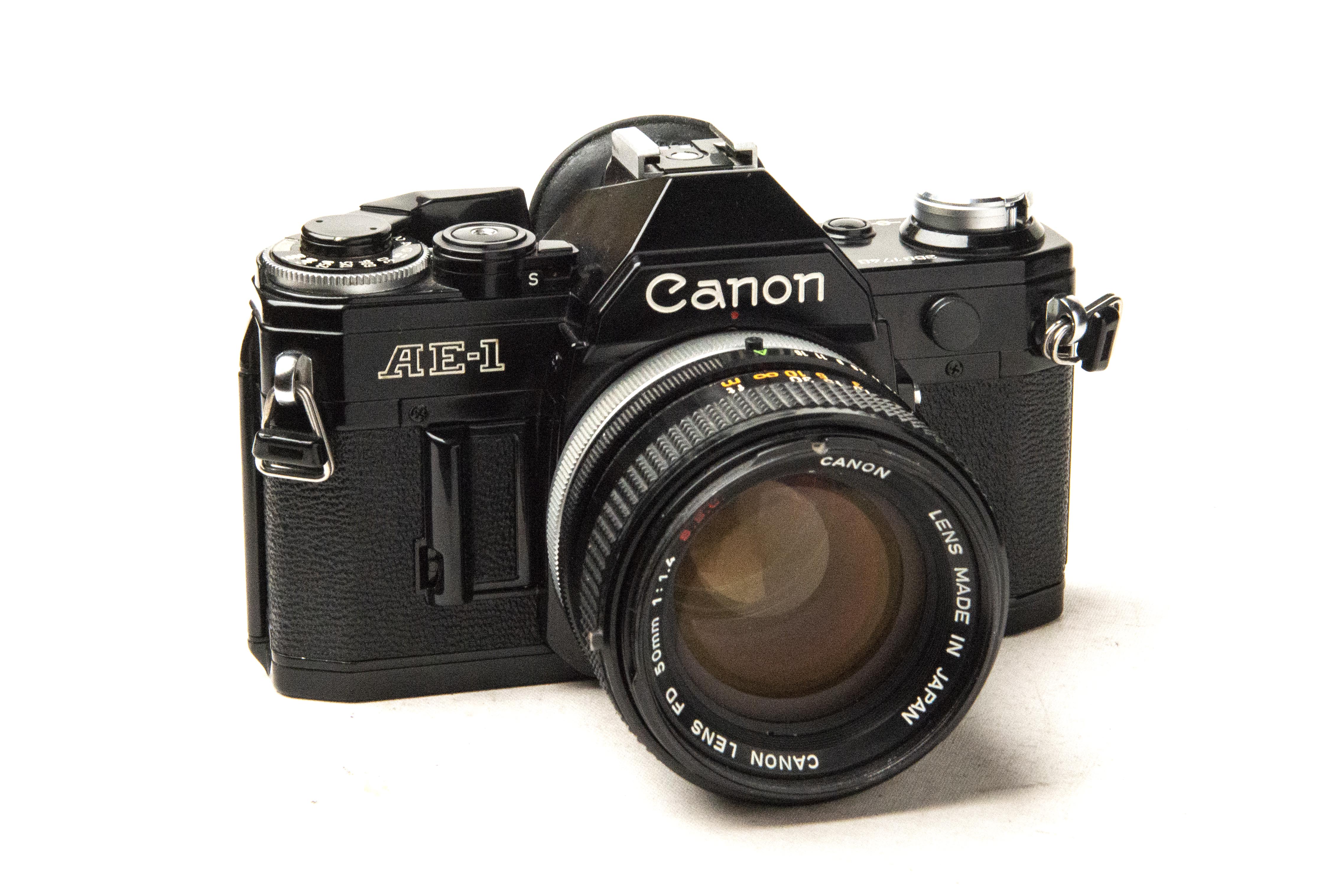 CANON AE-1 black
