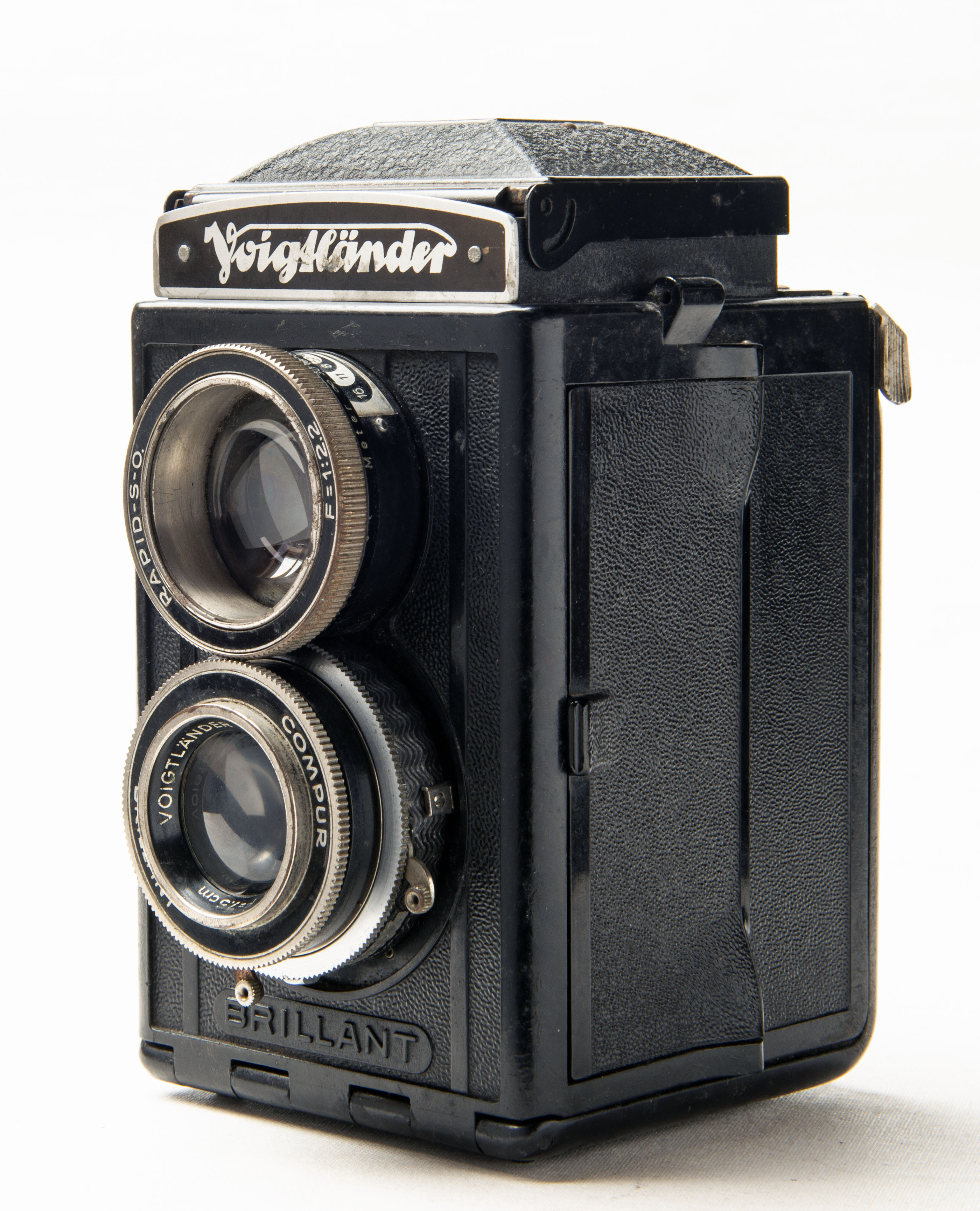 VOIGTLANDER BRILLANT ( focusing Compur)
