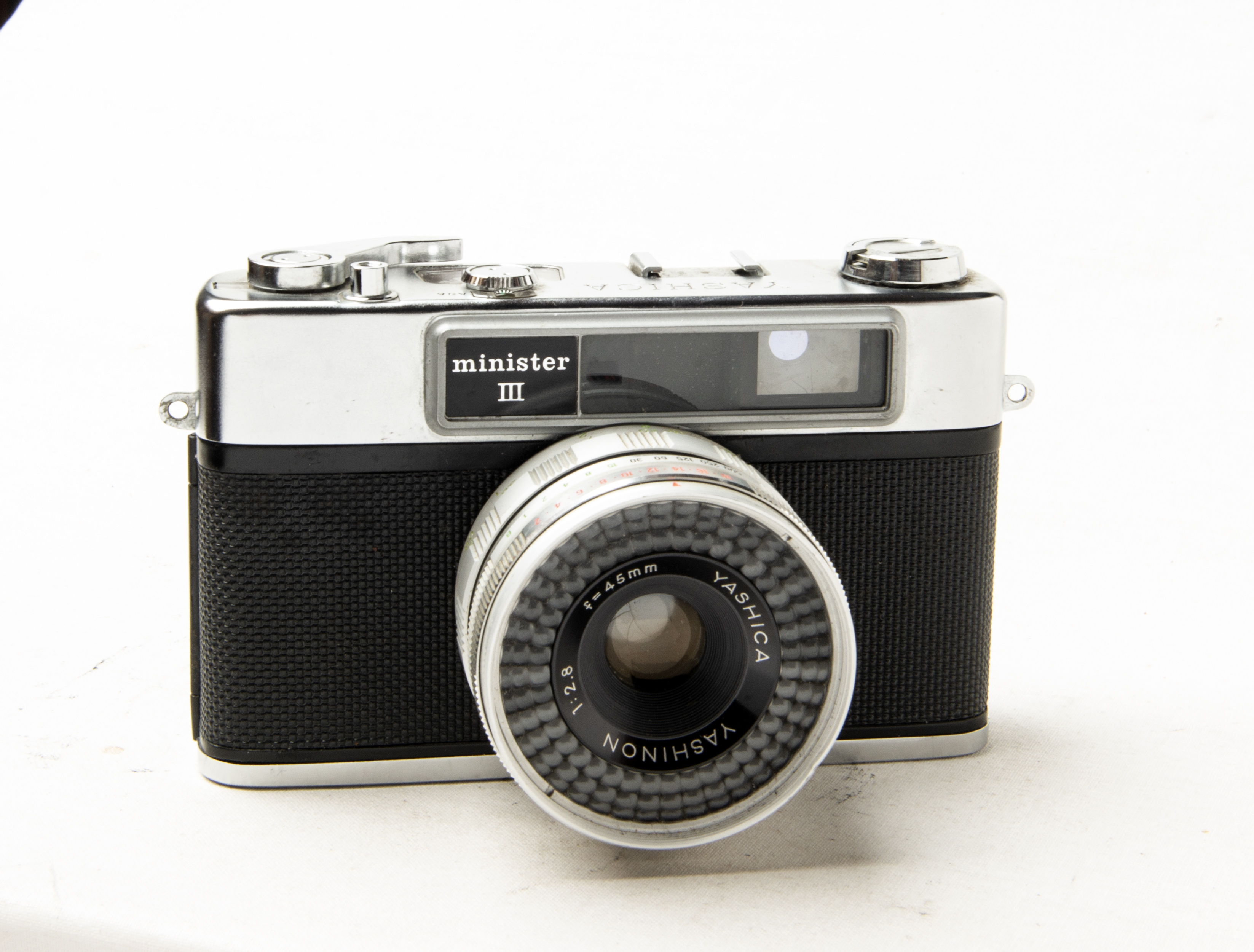 YASHICA MINISTER III