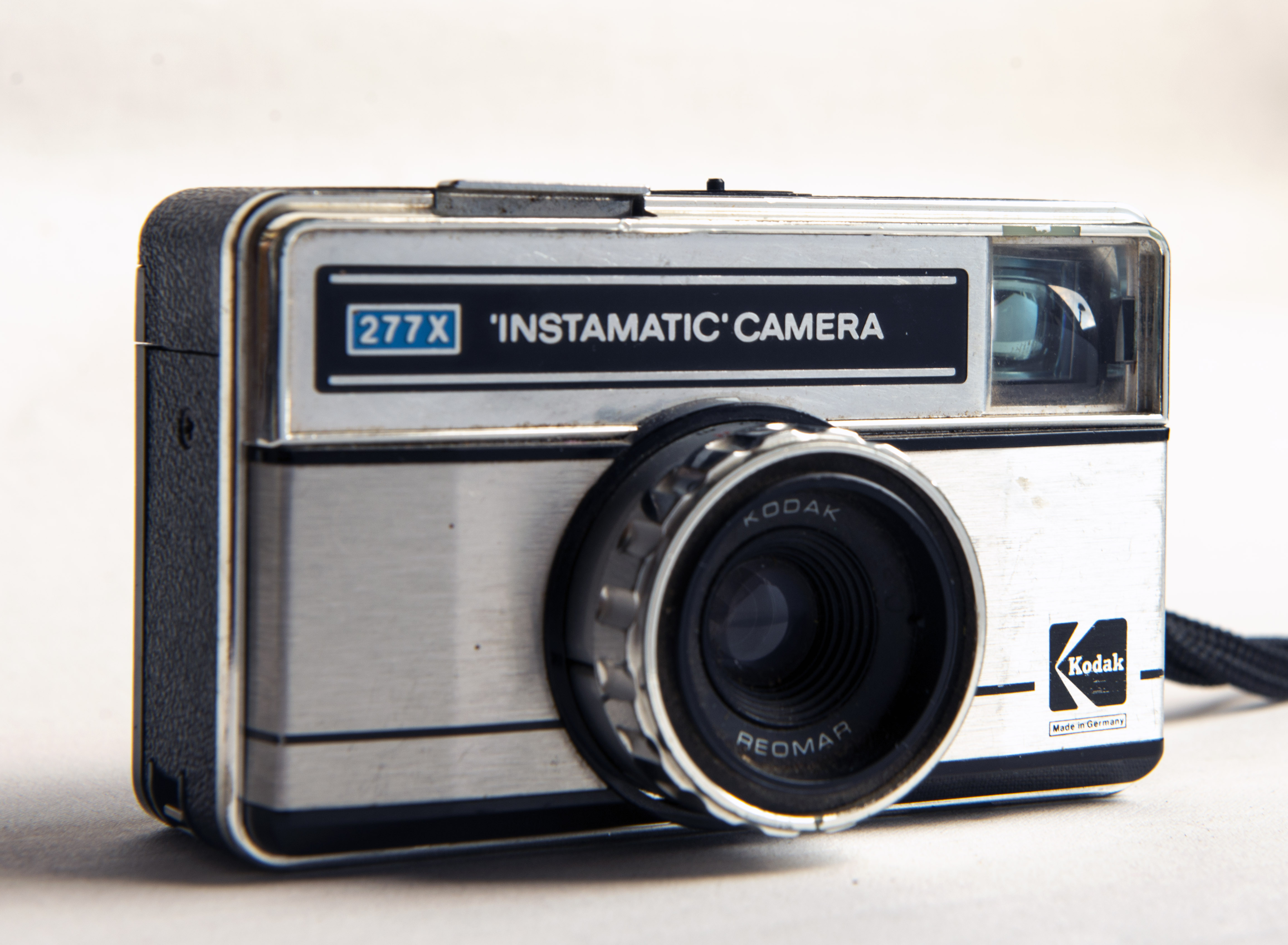 KODAK INSTAMATIC 277X