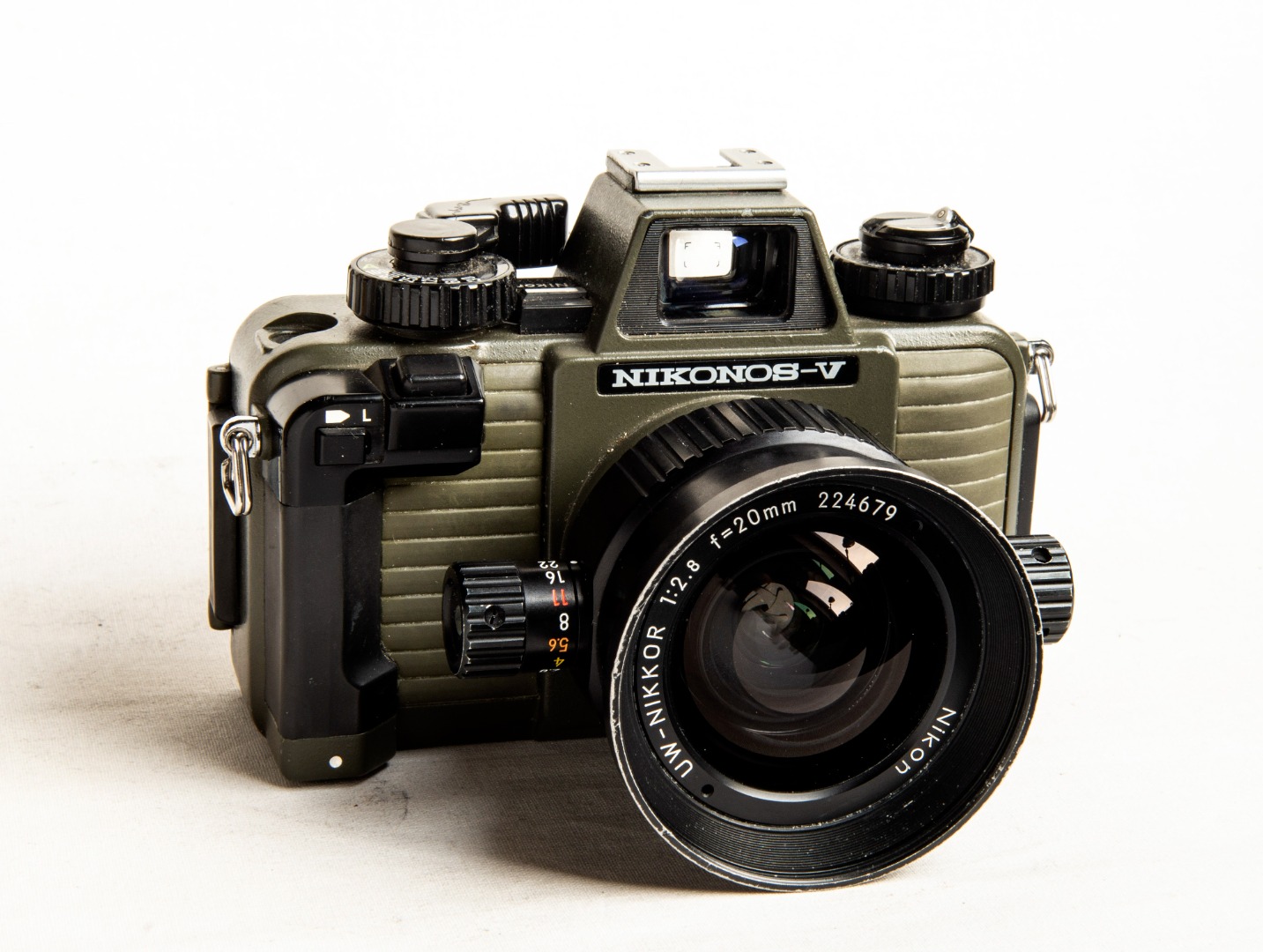 NIKON NIKONOS V - GREEN