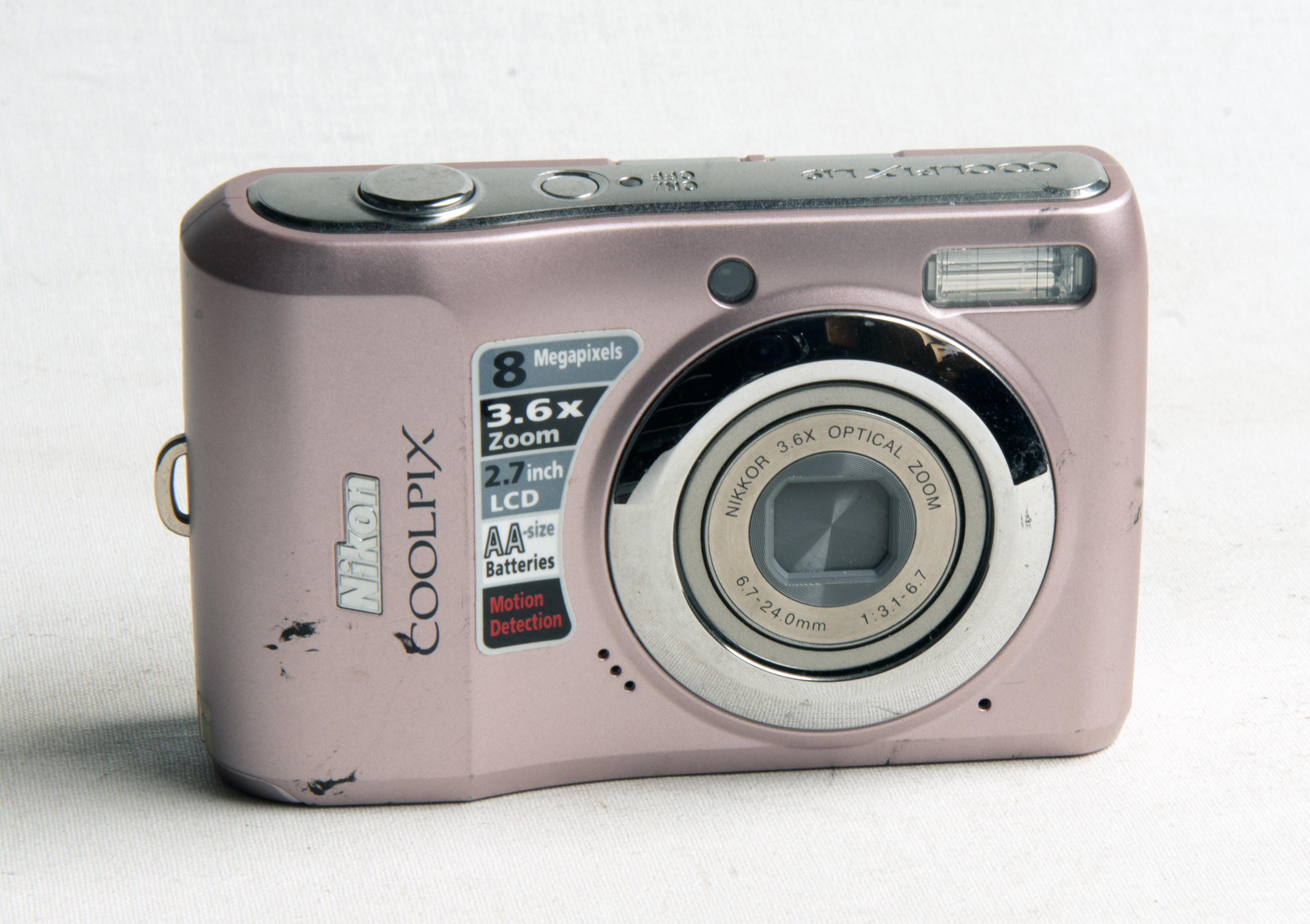 NIKON COOLPIX L 19 rose