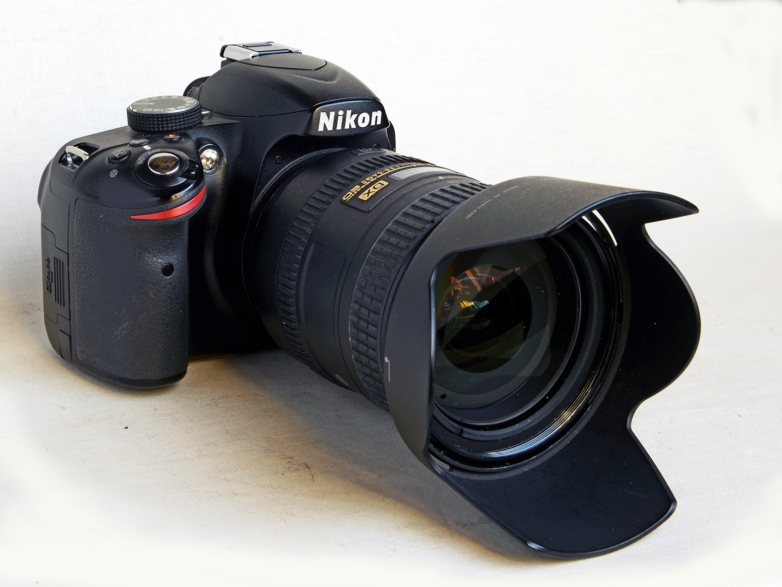 NIKON D3200