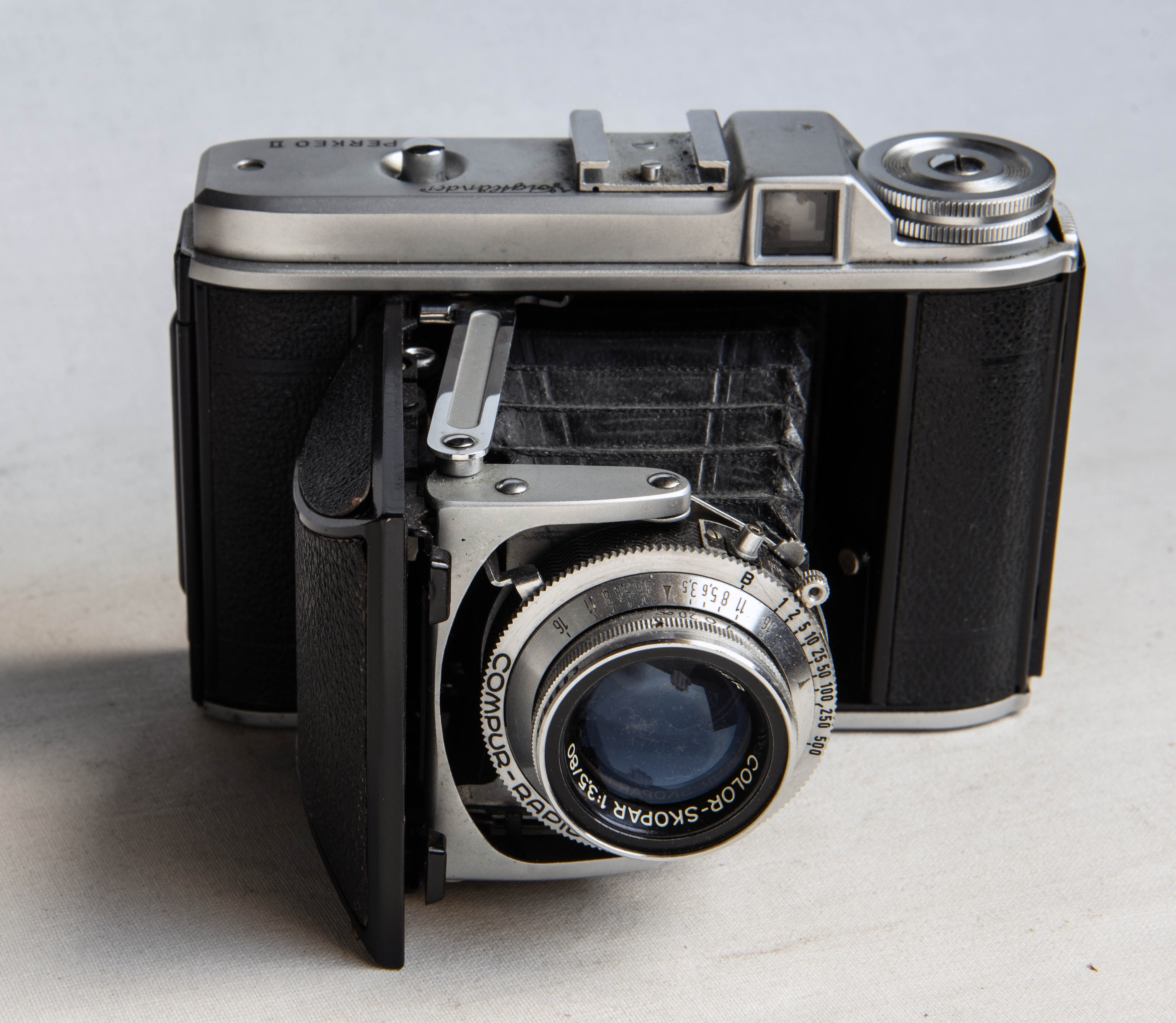 VOIGTLANDER PERKEO II