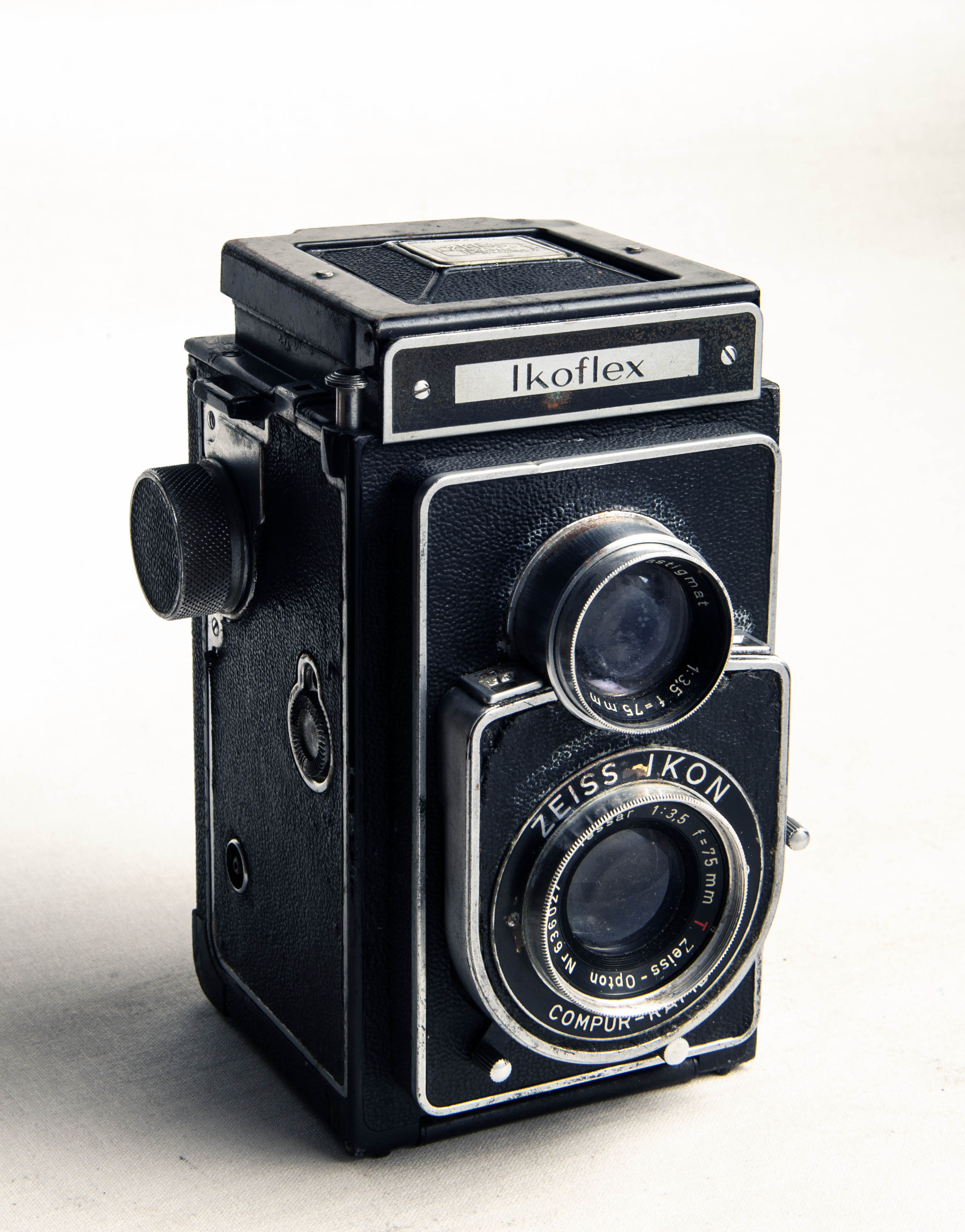 ZEISS IKON IKOFLEX IIa -  Opton Tessar